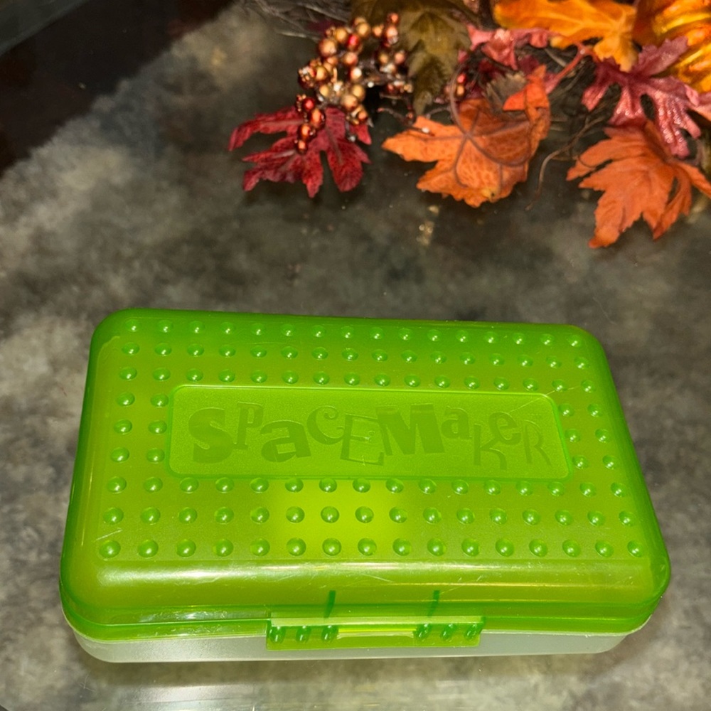 SpaceMaker | VINTAGE Green/Clear Pencil School Box